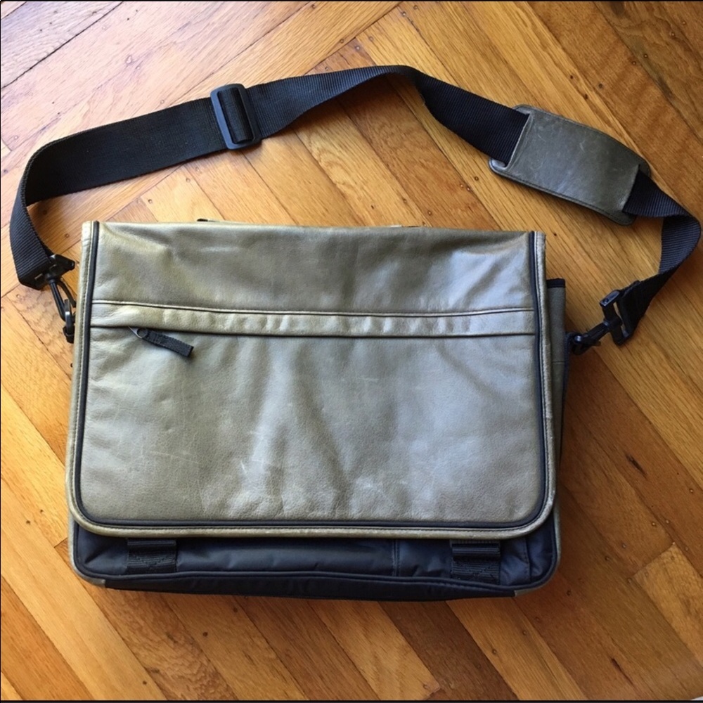 Olive Green Wilsons Leather Messenger Bag